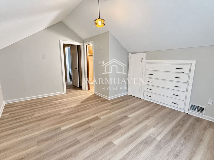 3679 Sanford Ave - Photo 7 of 21
