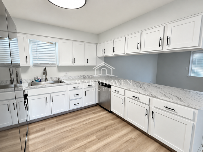 405 Baldwin Rd - Photo 5 of 23