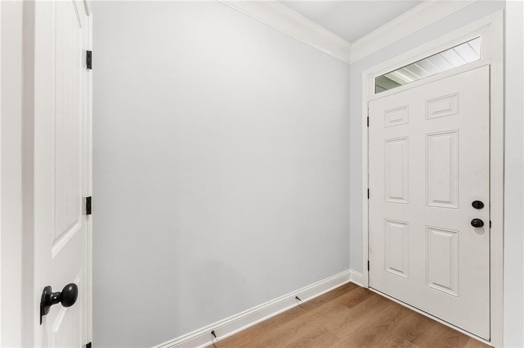19 Crest Dr #2 - Photo 4 of 17