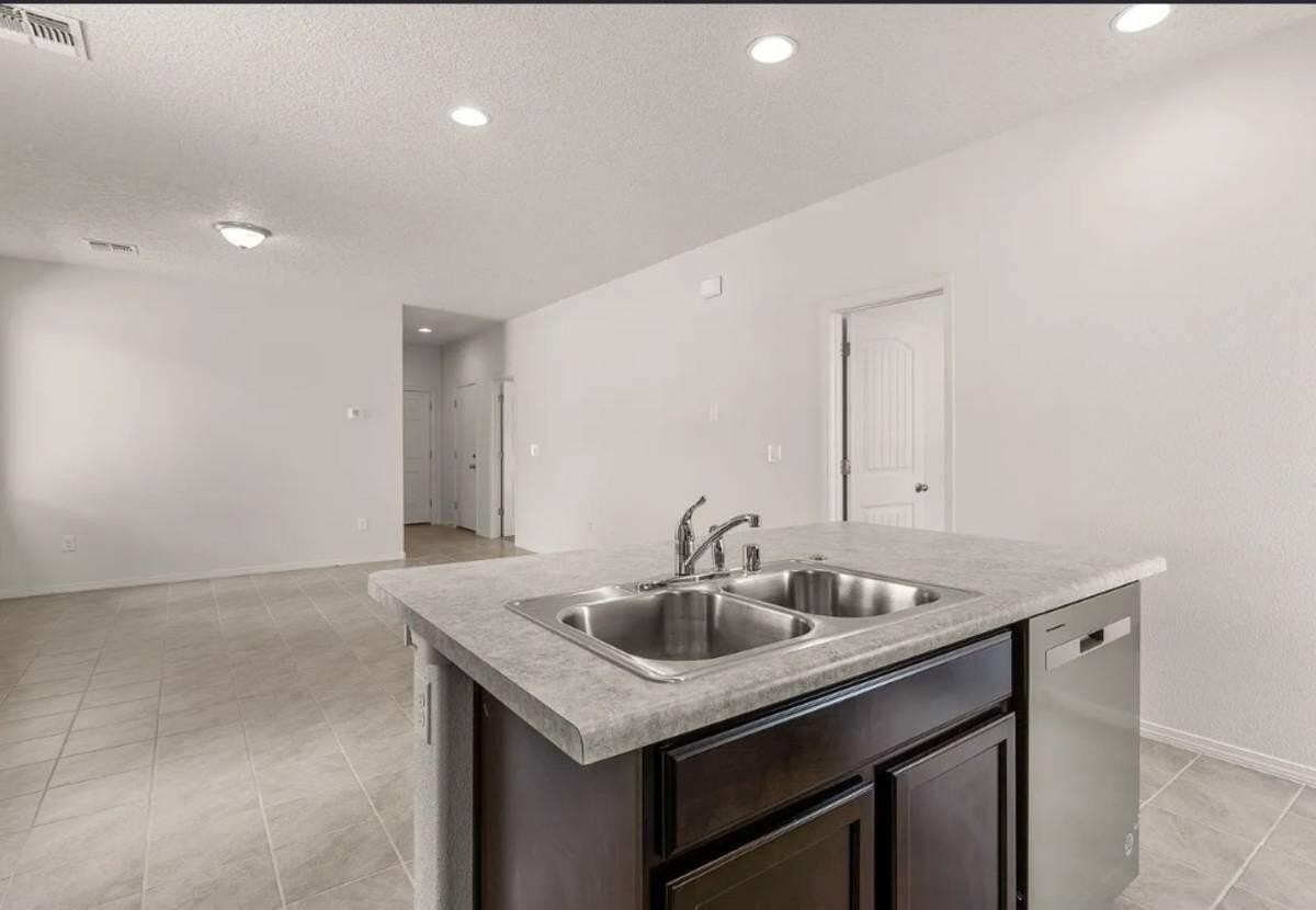 32 Camino Viejo - Photo 4 of 17