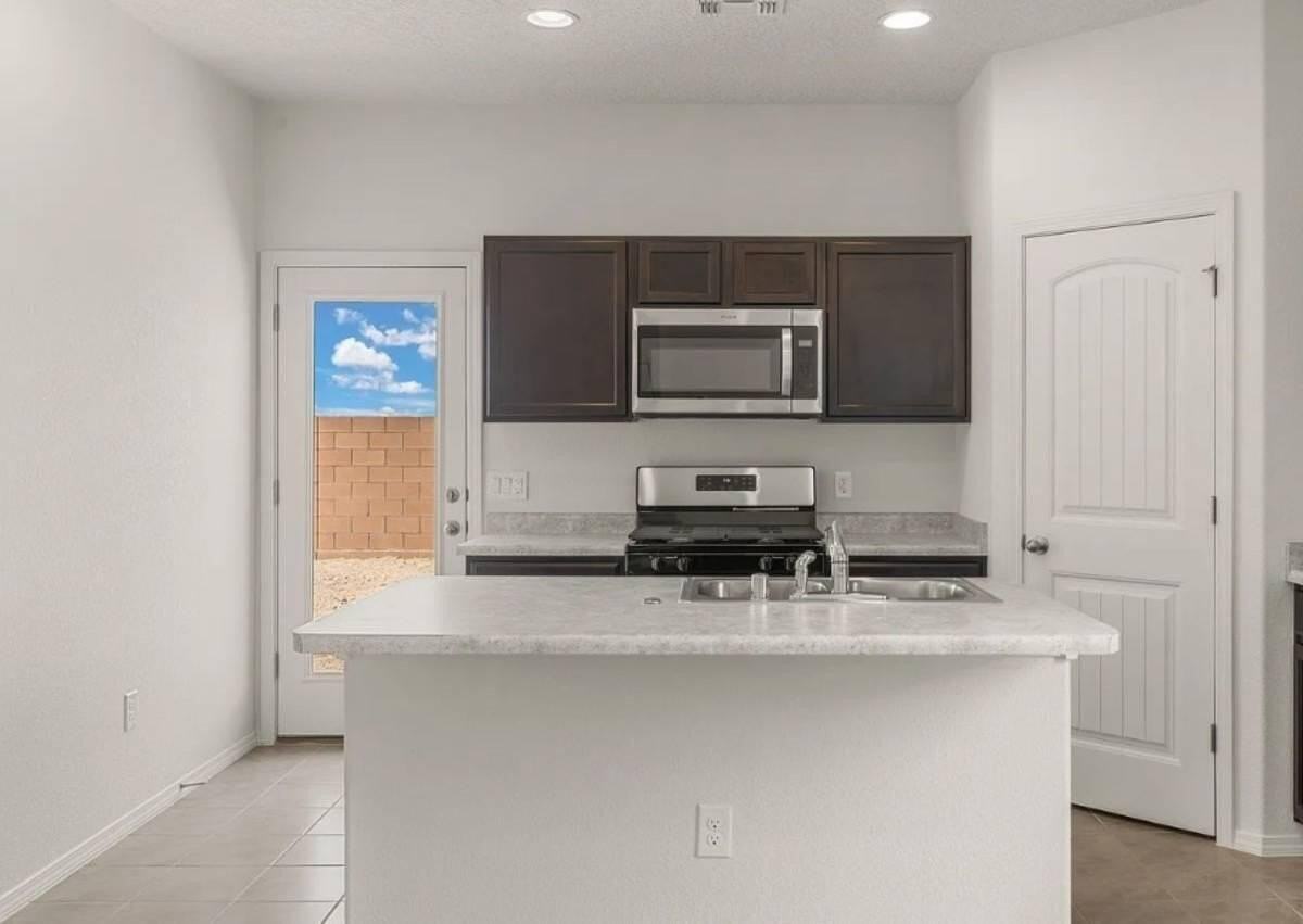 32 Camino Viejo - Photo 6 of 17
