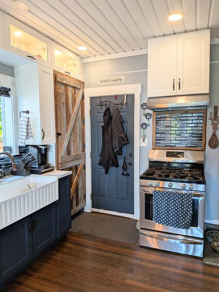 618 Boulevard - Photo 4 of 11