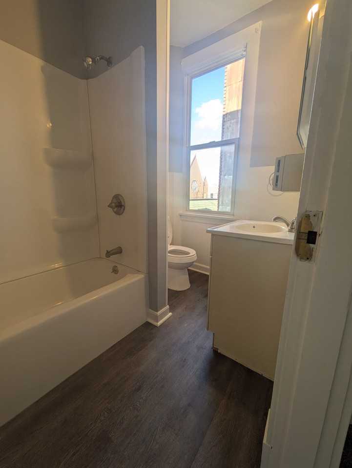 321 South Main Street - Photo 5 of 7