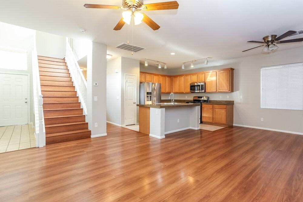 9128 Black Elk Ave - Photo 2 of 19