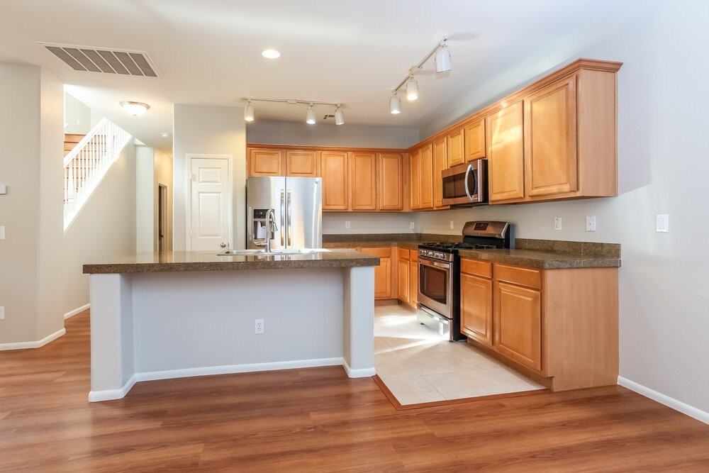 9128 Black Elk Ave - Photo 4 of 19