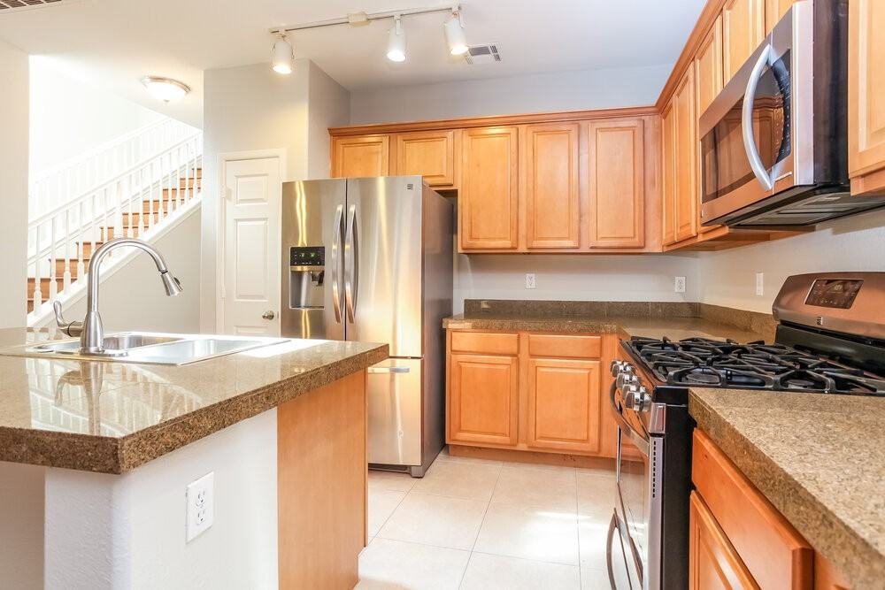 9128 Black Elk Ave - Photo 5 of 19