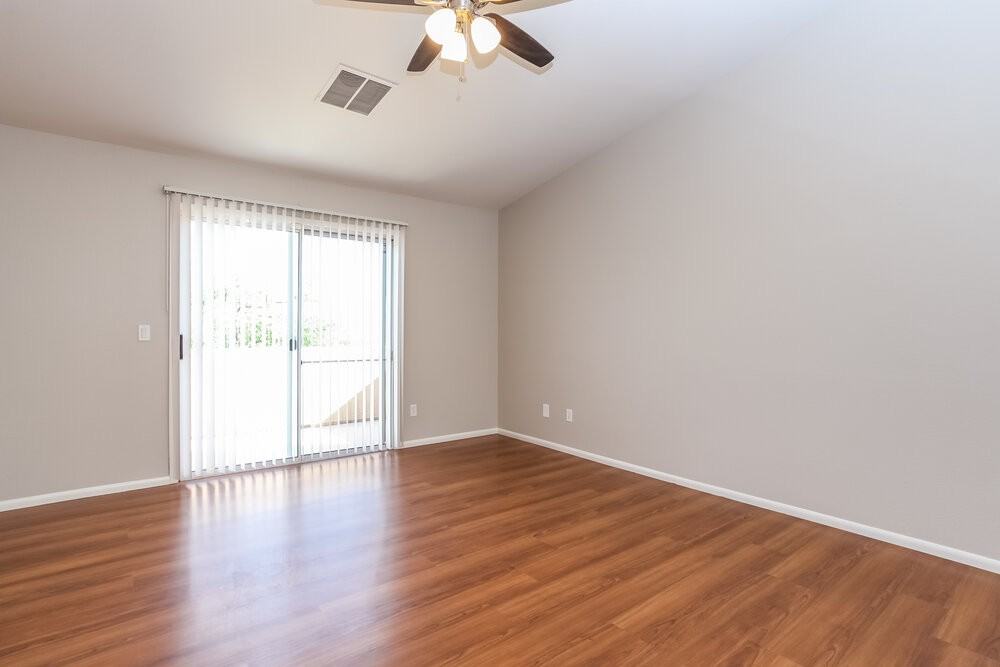 9128 Black Elk Ave - Photo 7 of 19