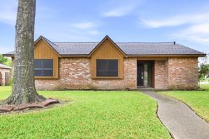 featured image of 4714 Glendower Dr