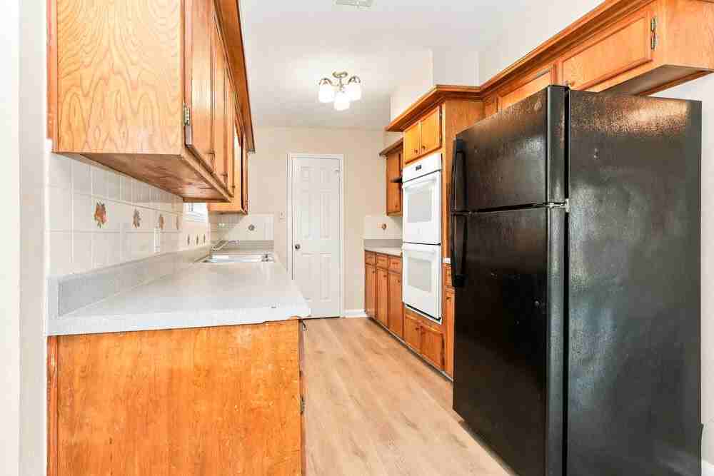 4714 Glendower Dr - Photo 7 of 16