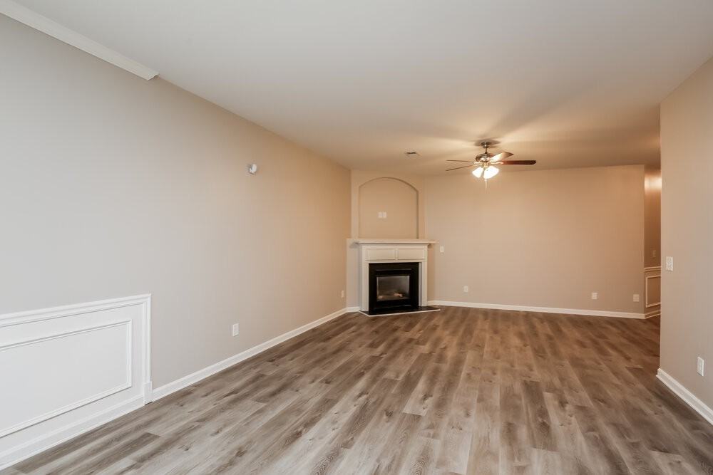 216 Hidden Creek Pt - Photo 4 of 17