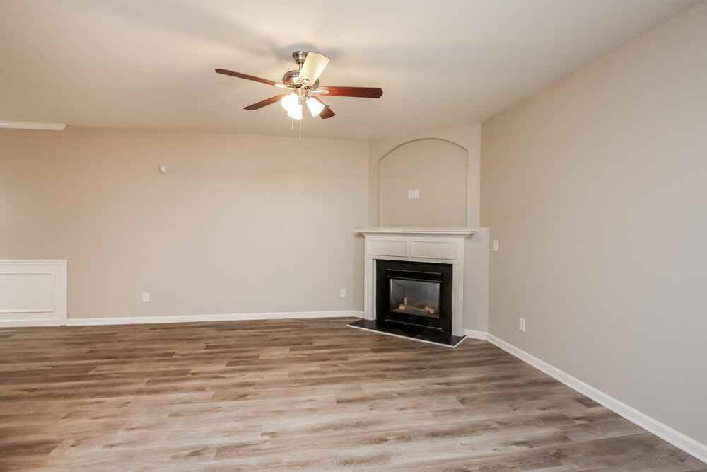 216 Hidden Creek Pt - Photo 6 of 17