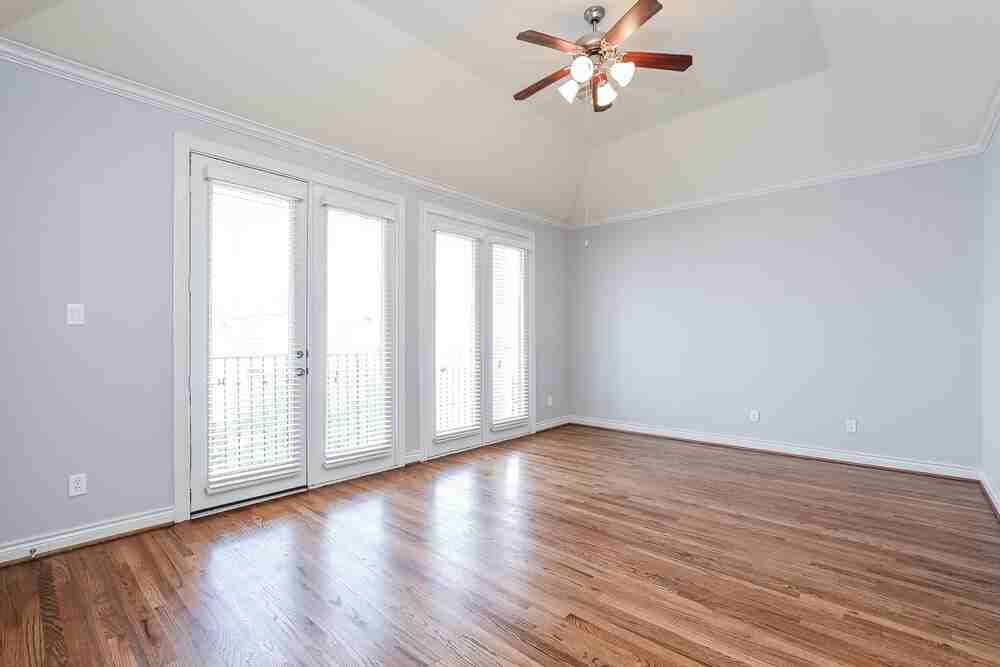 9601 Pemberton Crescent Dr - Photo 7 of 18