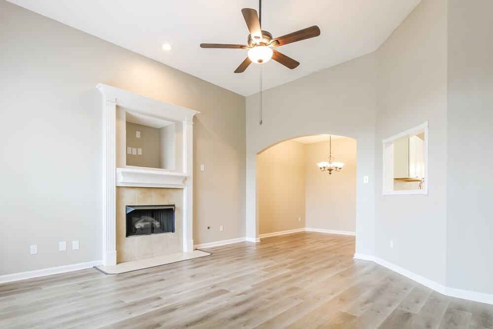 205 Village Dr - Photo 4 of 15