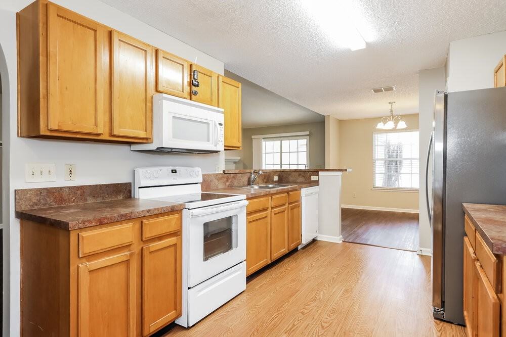 7746 Spring Branch Dr N - Photo 7 of 16