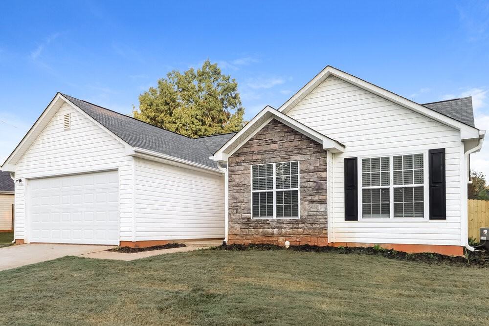 315 Kellys Walk - Photo 3 of 16
