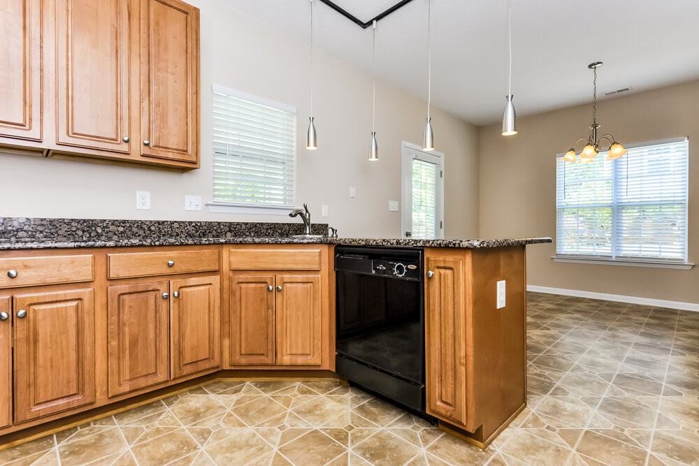684 Citrus Petal Rd - Photo 4 of 15