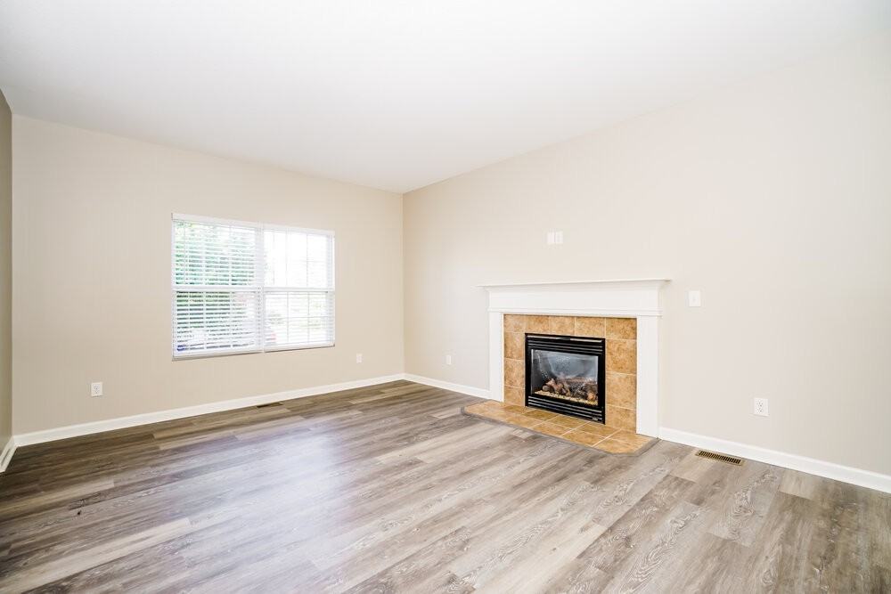 4004 Sweet Shadow Ave - Photo 6 of 18