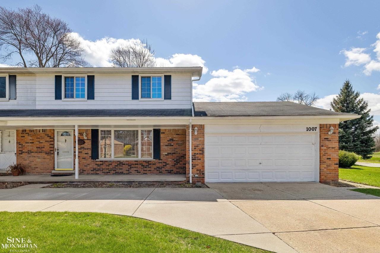1007 Vernier Rd - Photo 5 of 37