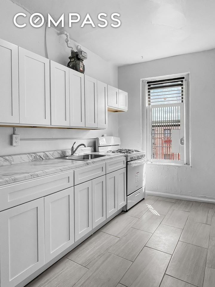 2755 Reservoir Ave #5B