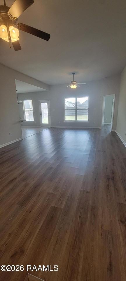 102 Saint Kenan St - Photo 2 of 10