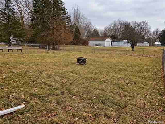 6939 Alma Ct - Photo 3 of 23