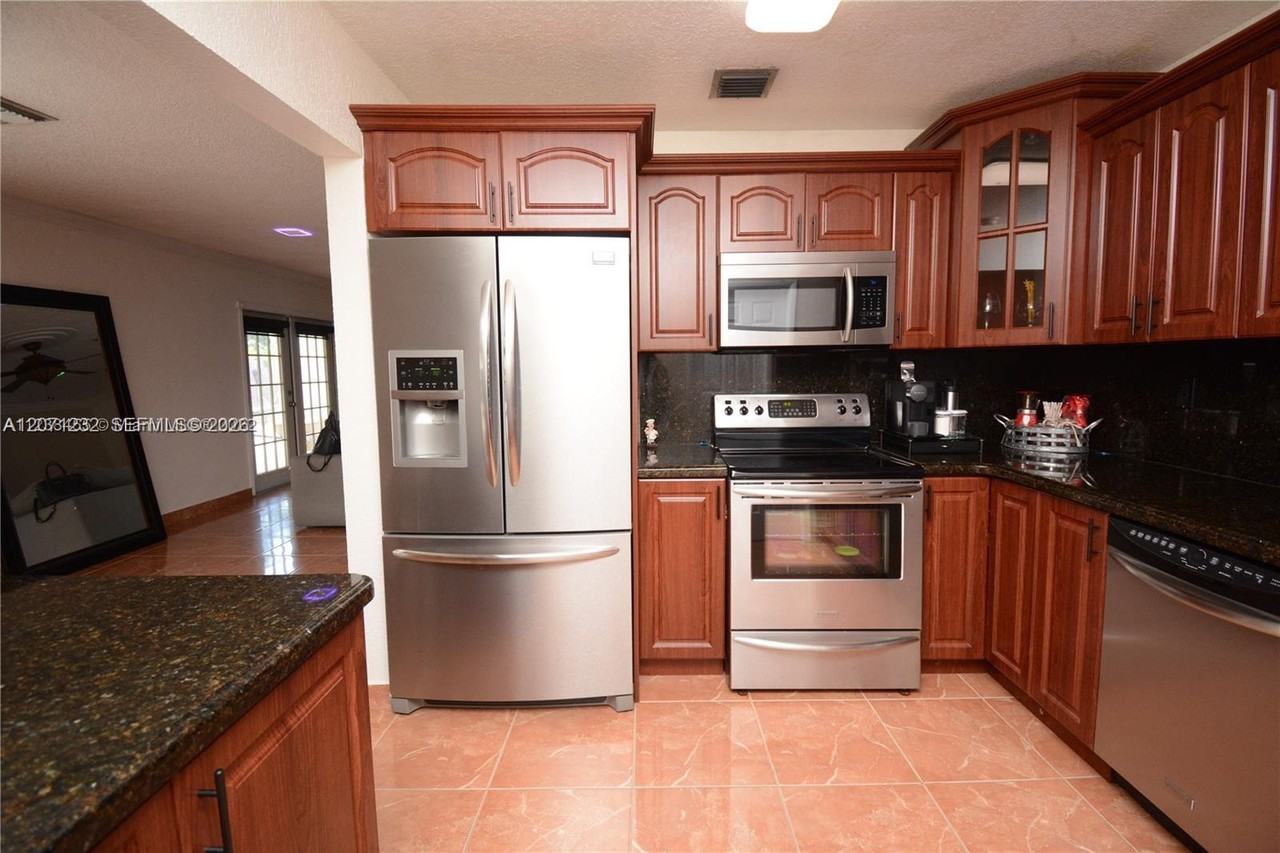 10301 Southwest 199th Street - Photo 2 of 15