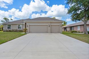 249 Rotonda Blvd N - Photo 1 of 1