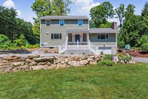 featured image of 11 Wood Ln