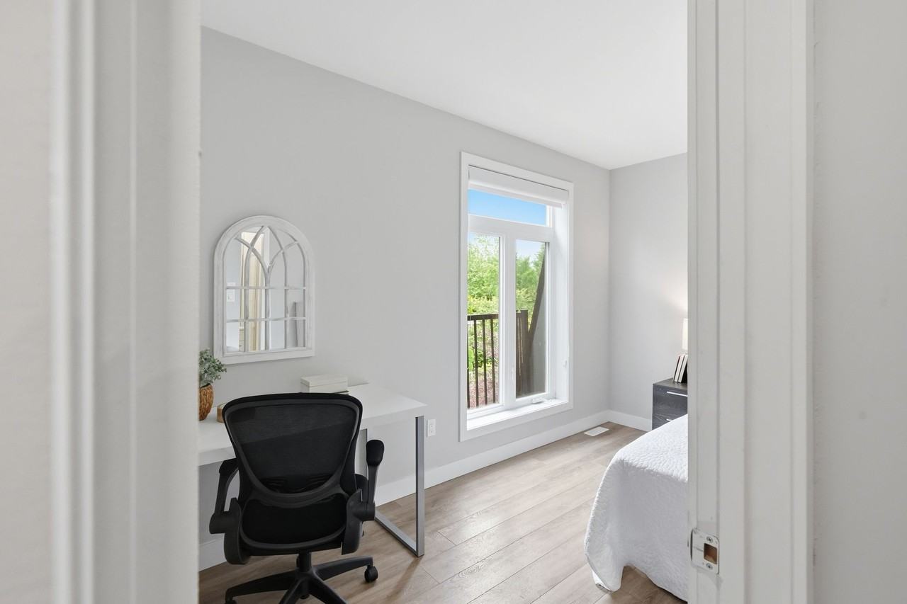 544 Windermere Road - Photo 5 of 78