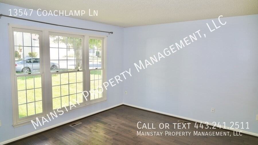 13547 Coachlamp Ln - Photo 5 of 44