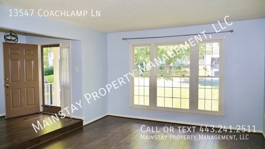 13547 Coachlamp Ln - Photo 6 of 44