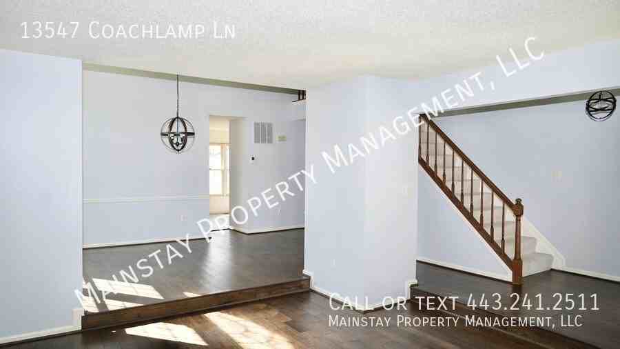 13547 Coachlamp Ln - Photo 7 of 44
