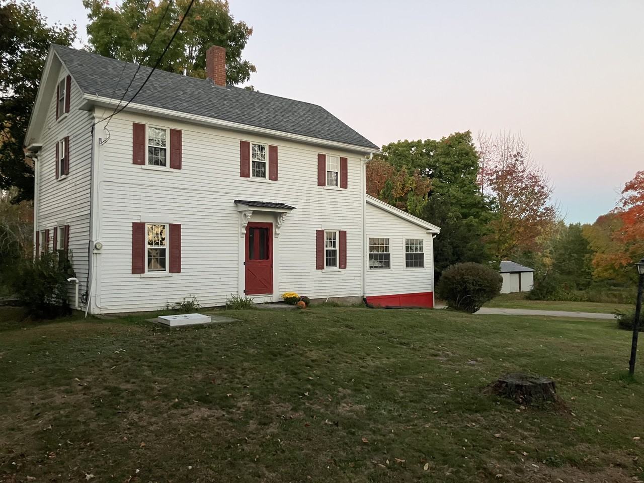 162 1st Crown Point Rd #NA - Photo 3 of 12