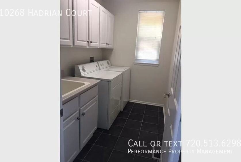 10268 Hadrian Ct - Photo 5 of 7