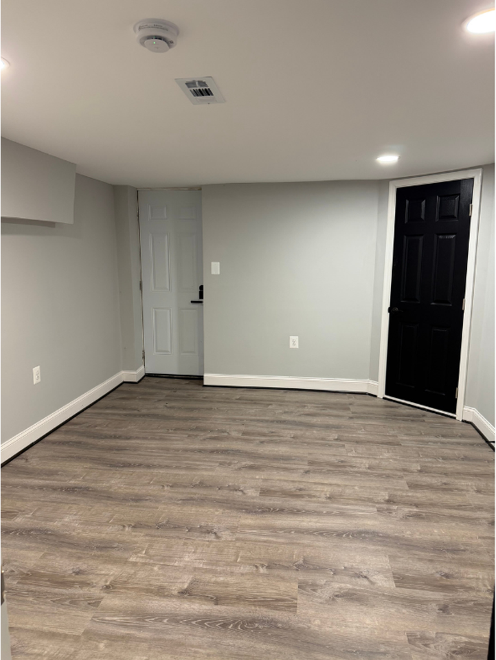 2936 W Mosher St - Photo 5 of 14