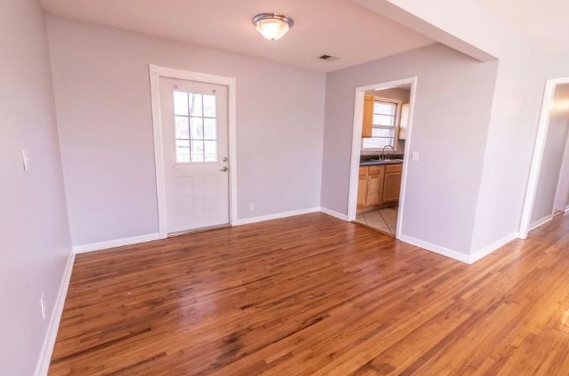 1002 Jasperson Dr - Photo 5 of 26