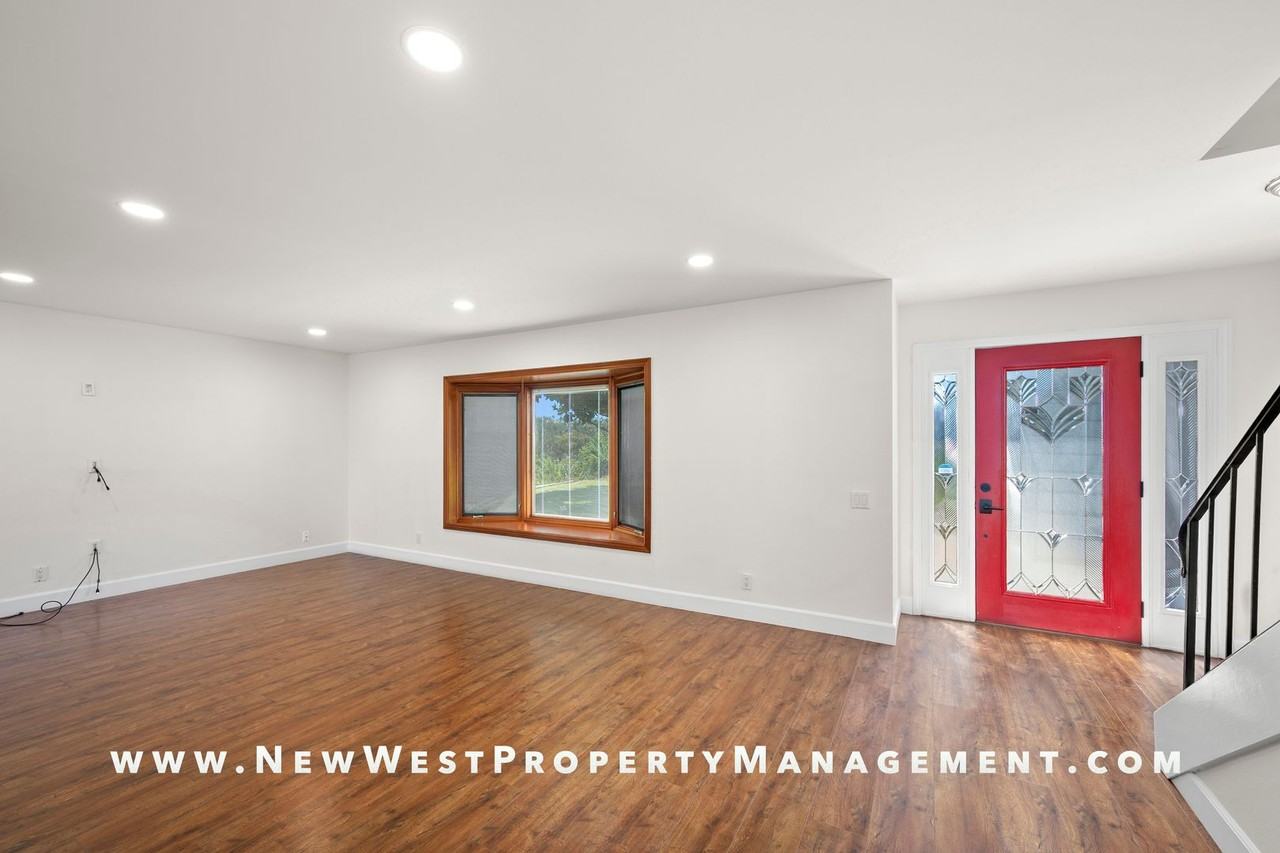 14715 Dash Way - Photo 7 of 49