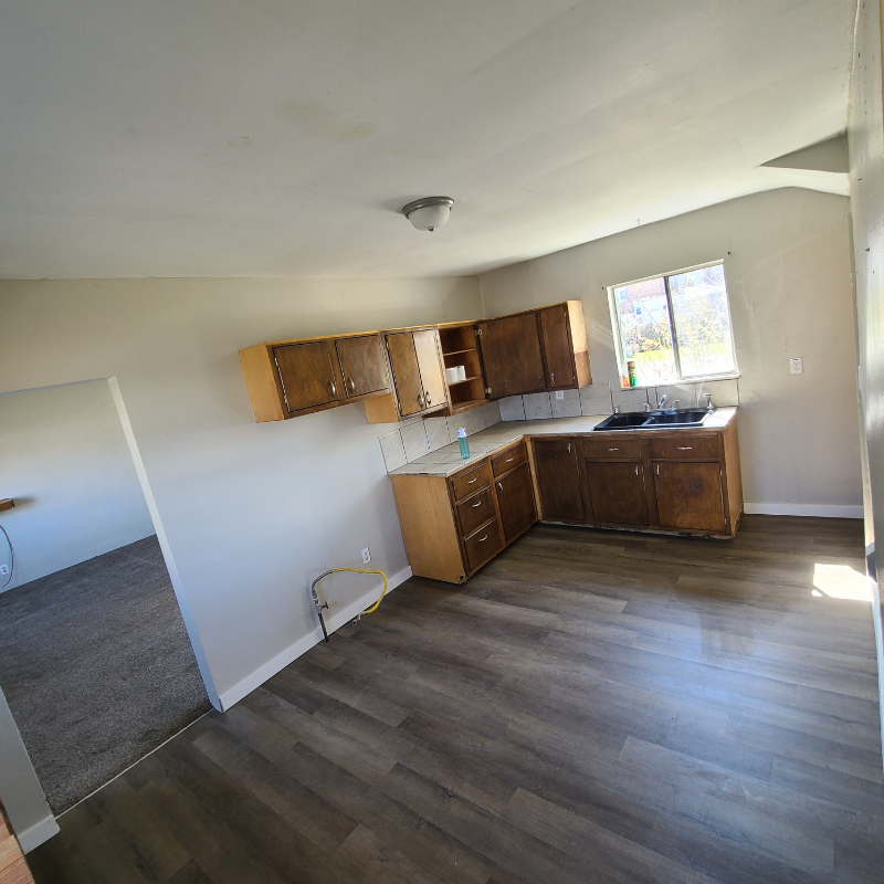 1105 1st Ave #1 - Photo 2 of 9