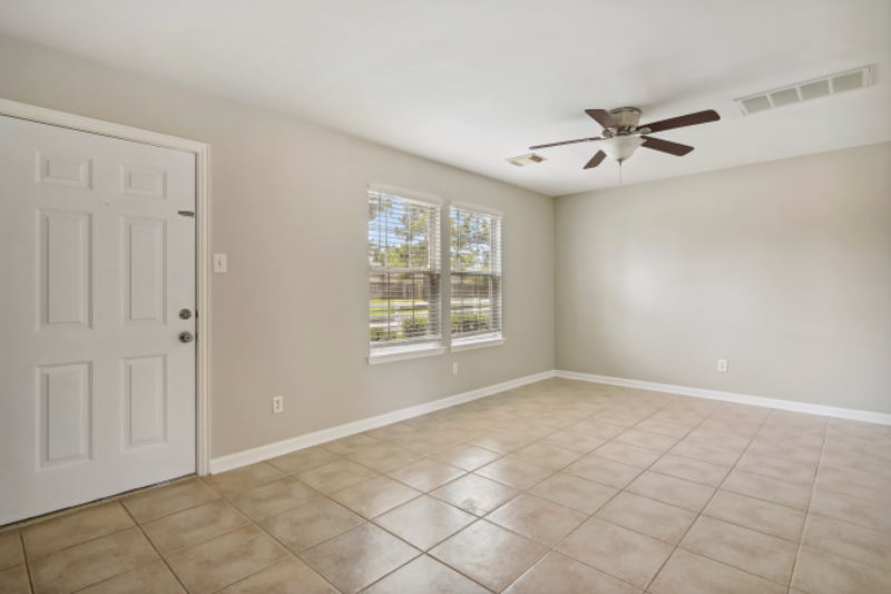 6103 Elton Knolls St - Photo 5 of 20