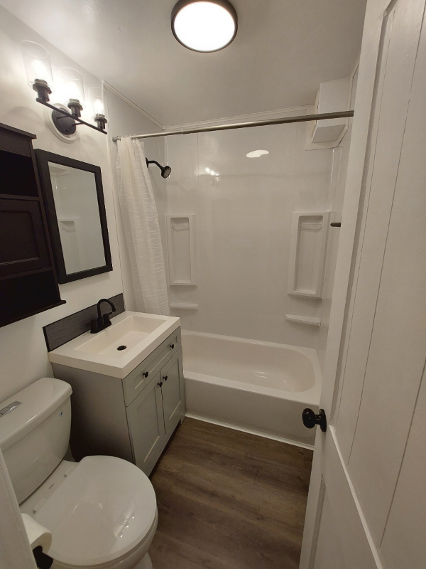 335 Valley Dr - Photo 6 of 18
