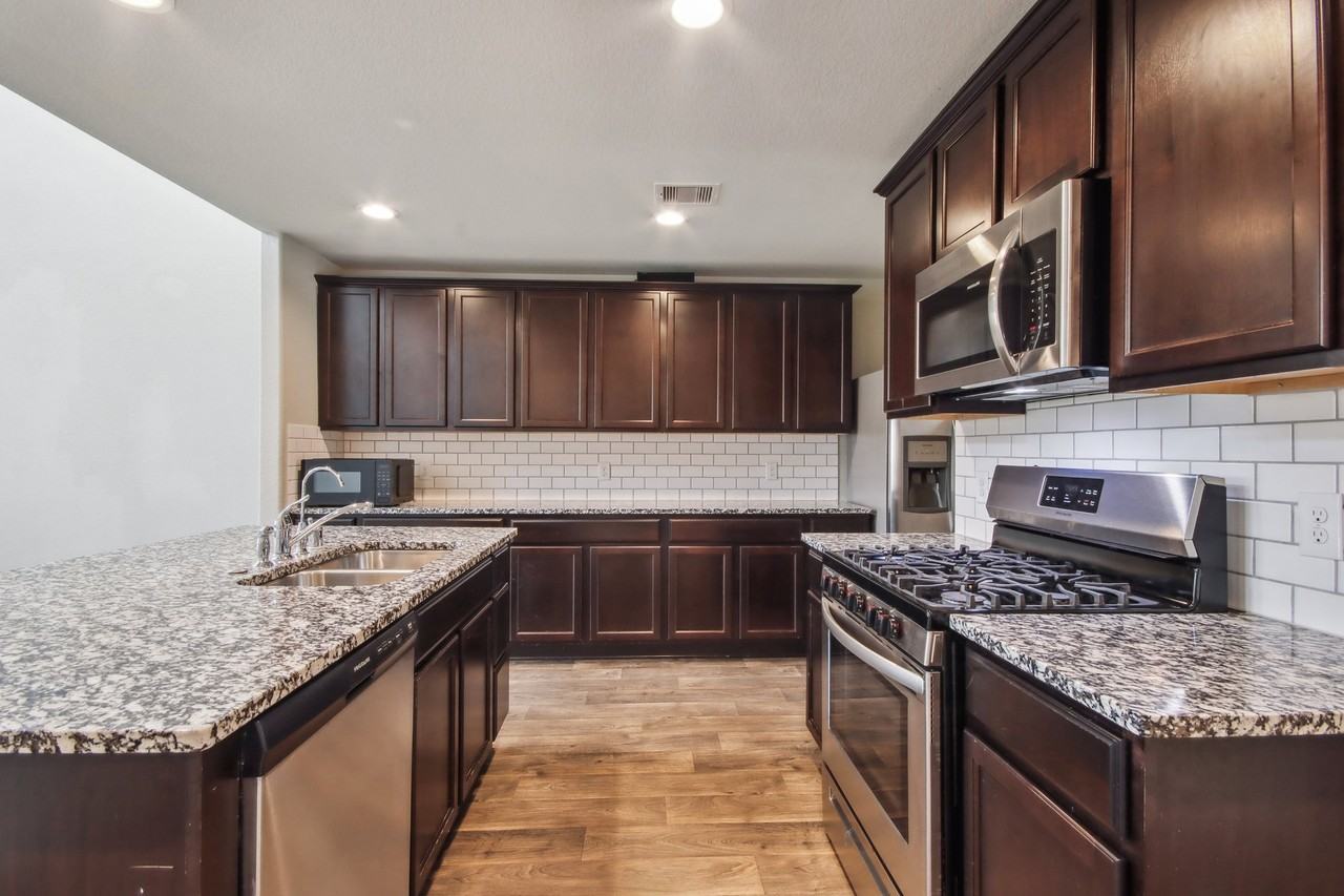 8414 Aster Glen Way - Photo 6 of 27