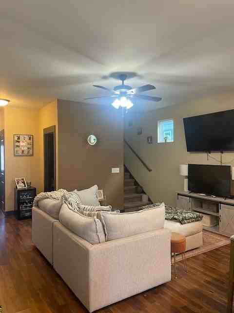 192 Shiaway Ct - Photo 2 of 8
