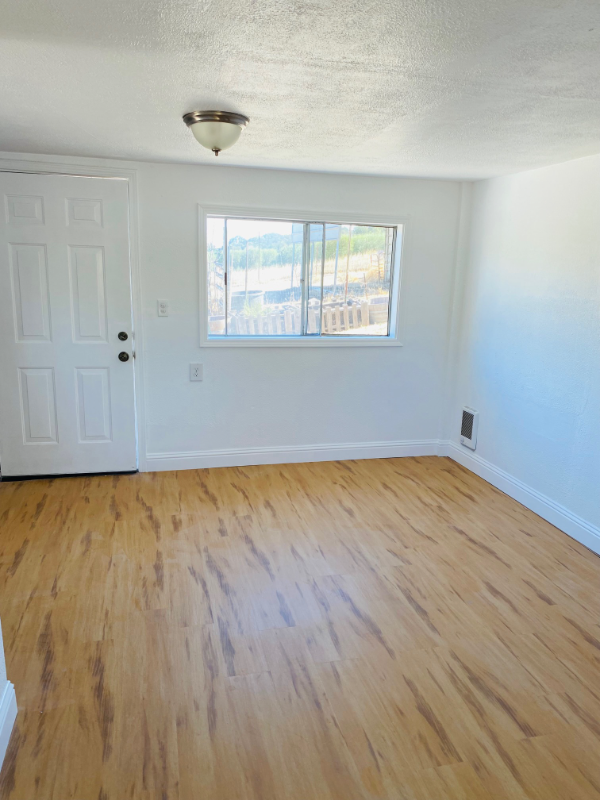 2117 1st Ave #2 - Photo 5 of 16