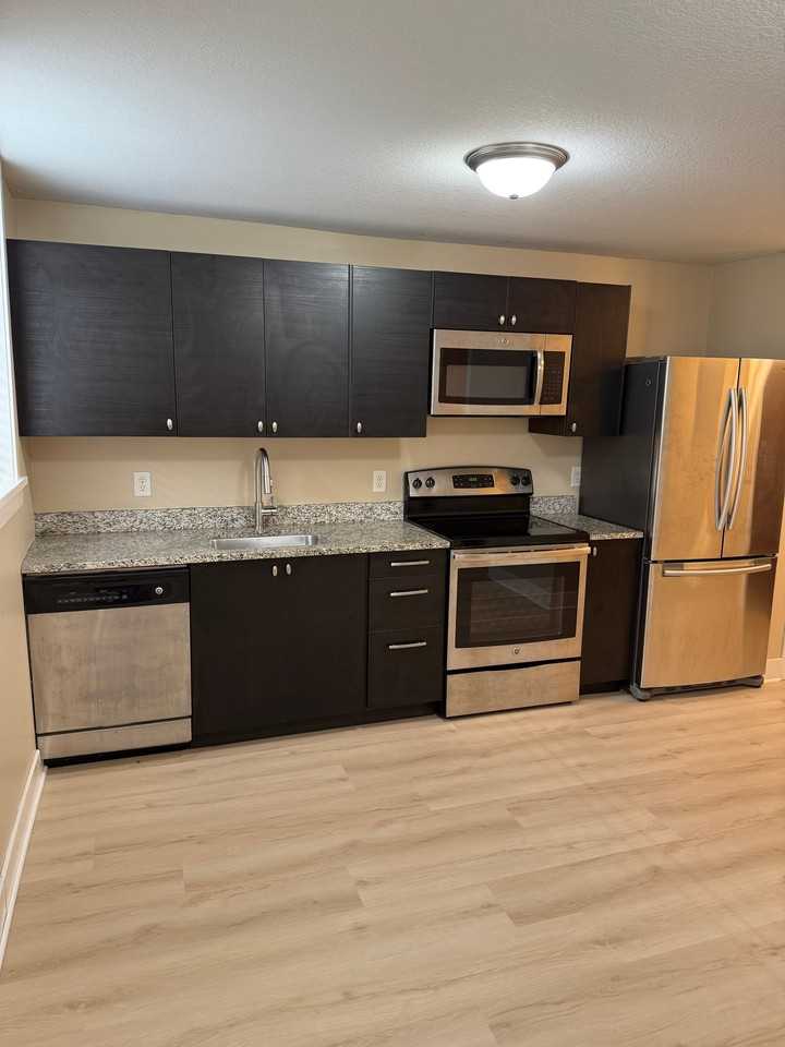 3515 2nd Ave S #103 - Photo 4 of 9