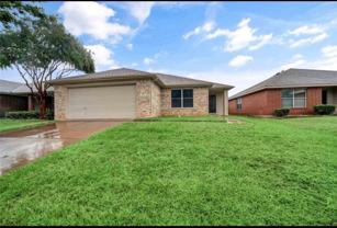 2817 Maegen Cir - Photo 1 of 1