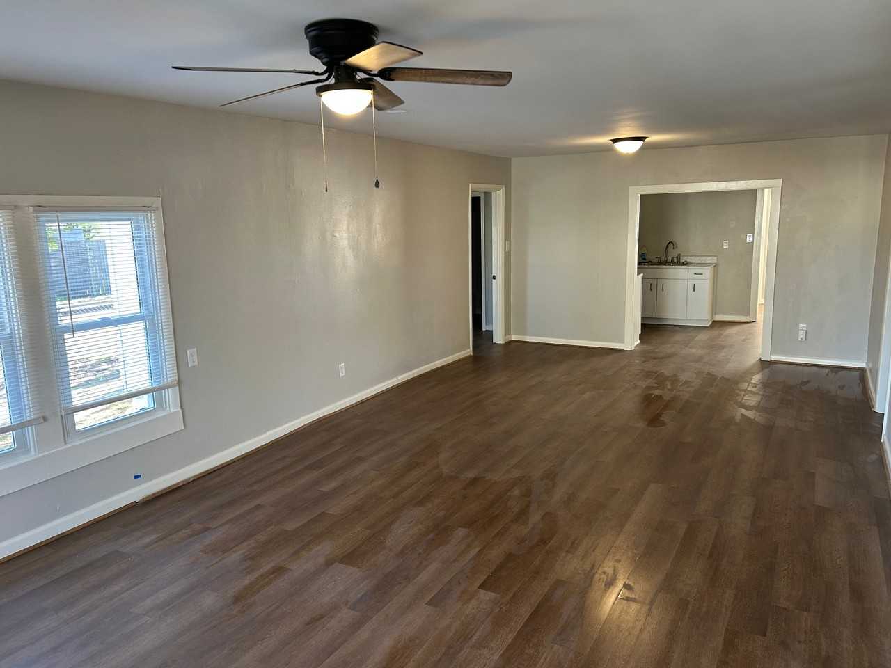 201 Beard St - Photo 2 of 12