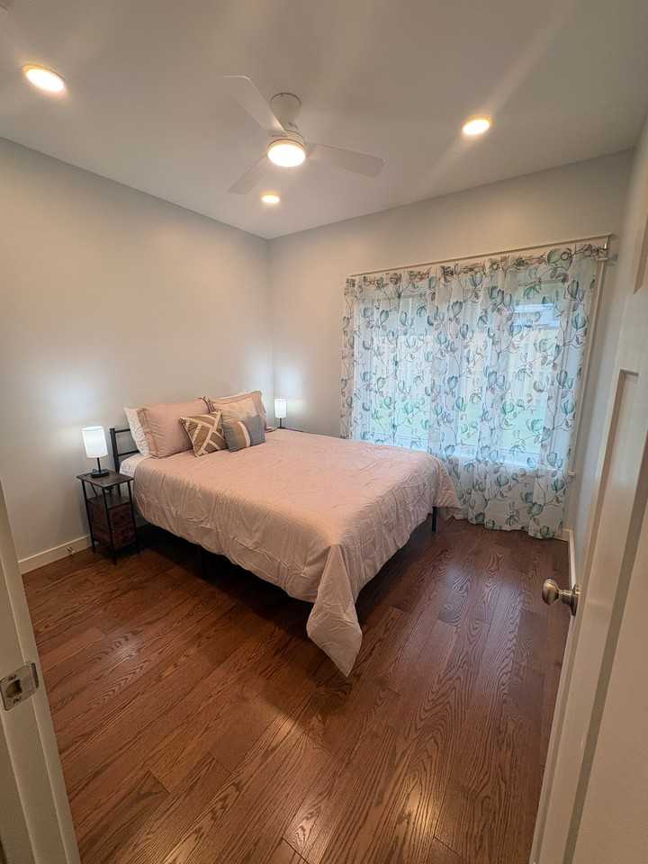 28 Dottie Drive #B - Photo 4 of 7