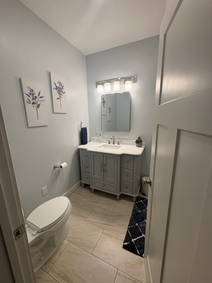 28 Dottie Drive #B - Photo 5 of 7