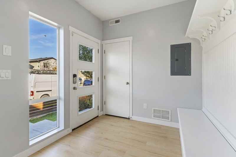 5332 W Solafax Ln - Photo 3 of 32