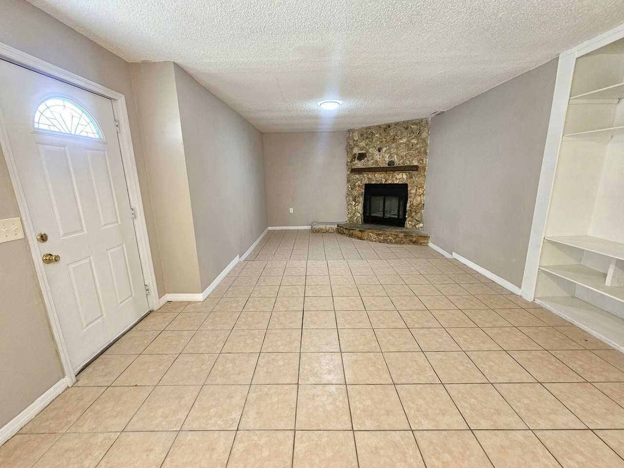 6301 Breezewood St - Photo 4 of 15